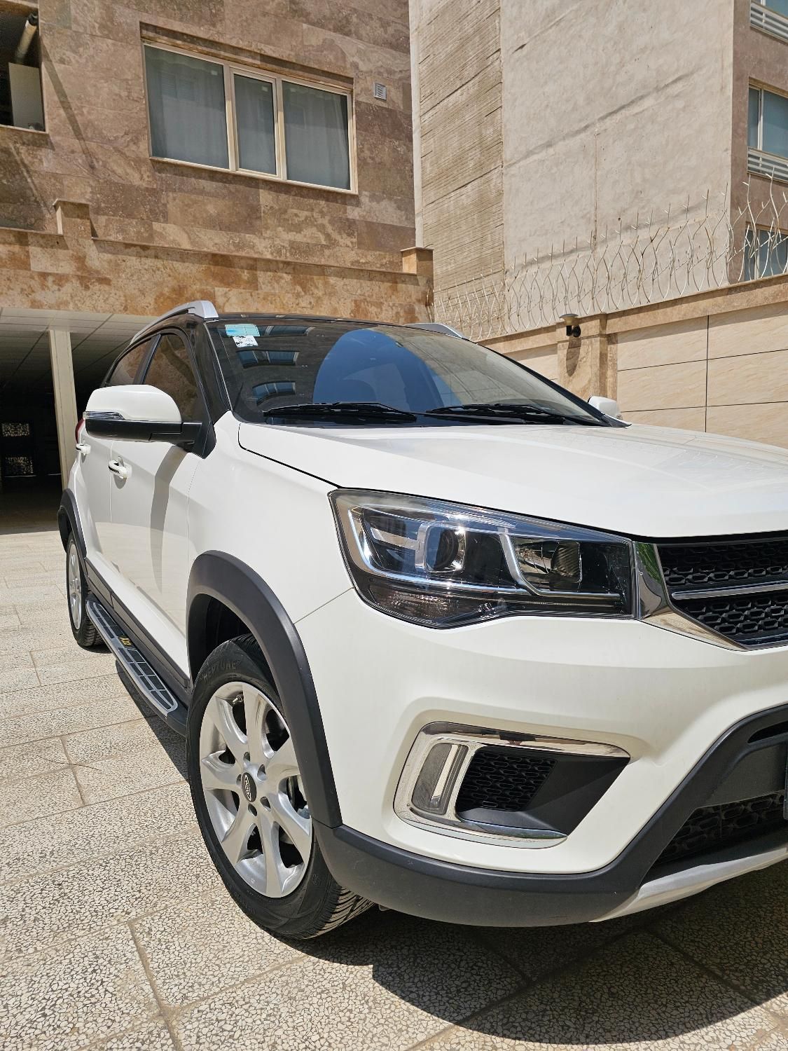 ام وی ام X22 اتوماتیک اسپرت اکسلنت - 1400