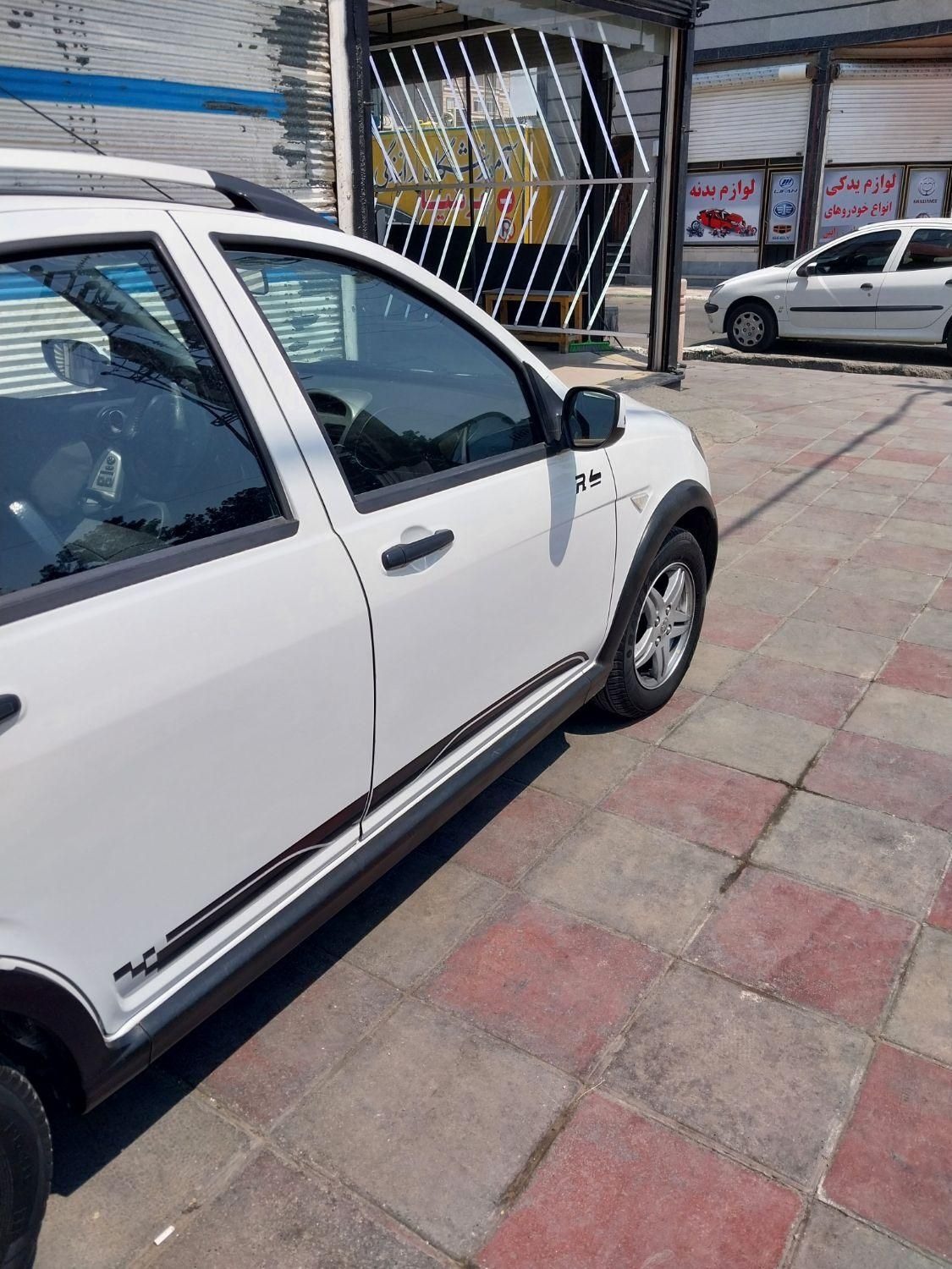 کوییک R دنده‌ای - 1401