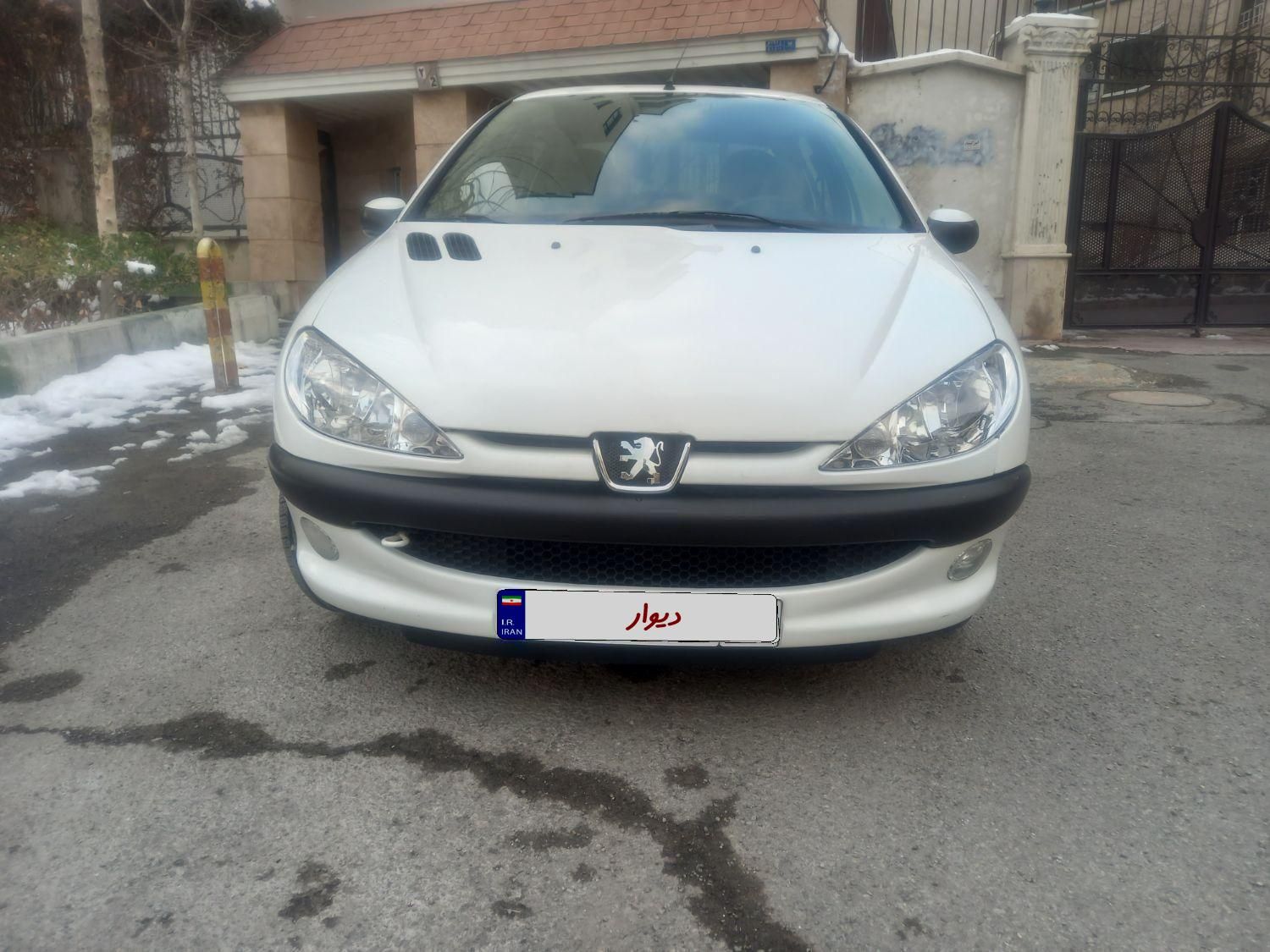 پژو ۲۰۶ صندوق دار v8 - 1395