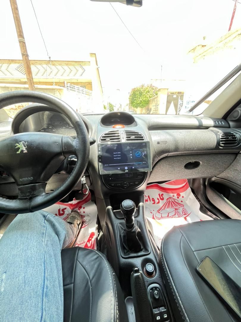 پژو ۲۰۶ صندوق دار v8 - 1386