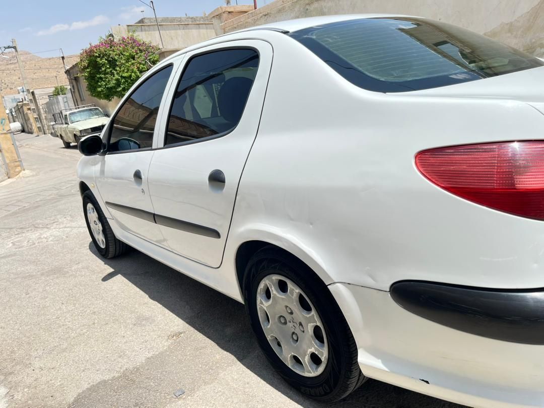 پژو ۲۰۶ صندوق دار v8 - 1386