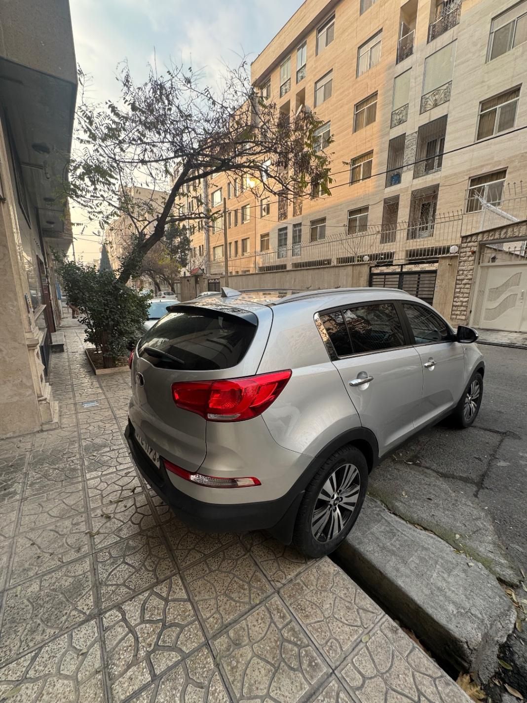 کیا اسپورتیج 4 سیلندر فول 2400cc - 2014