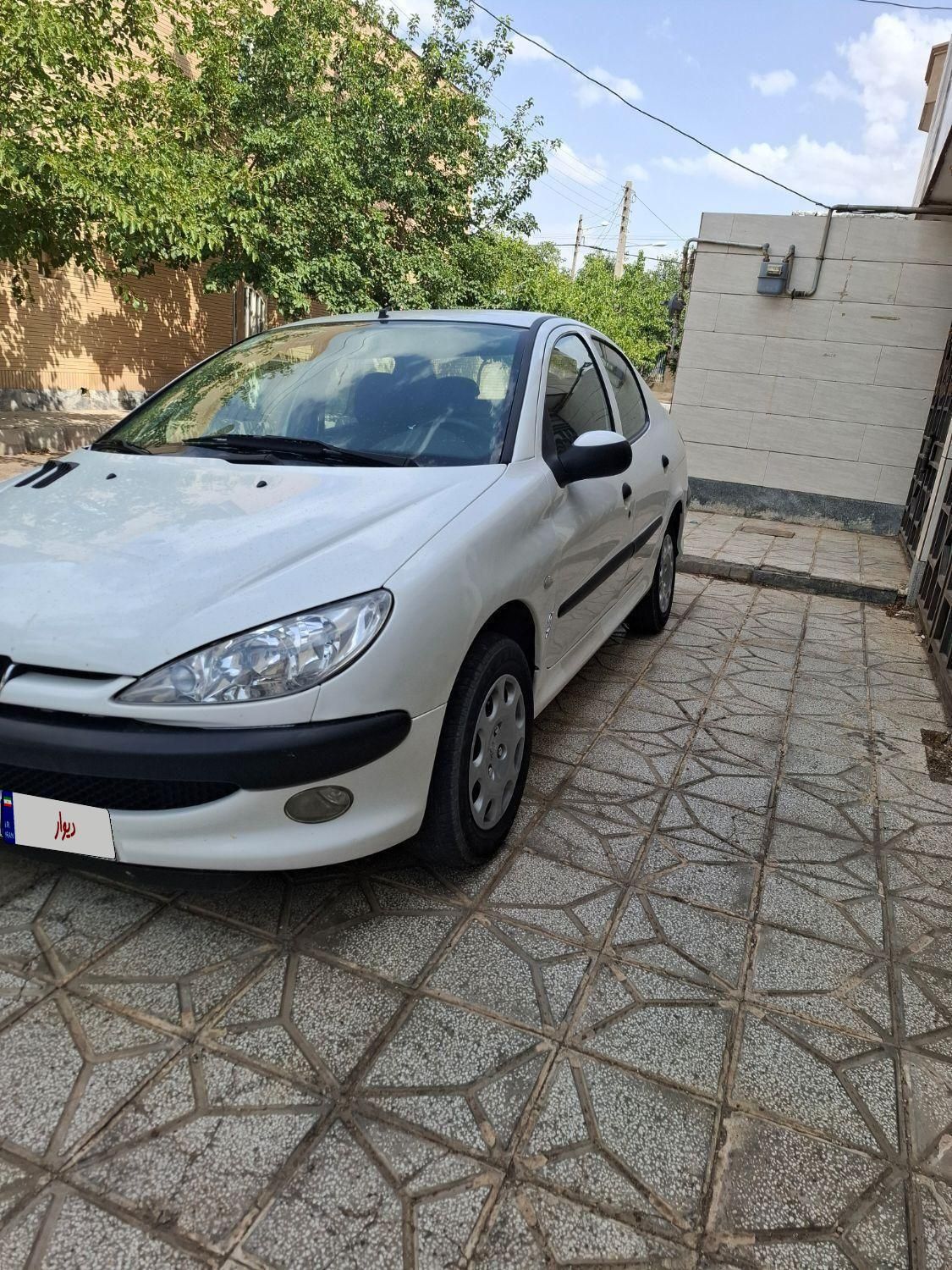 پژو ۲۰۶ صندوق دار v8 - 1399