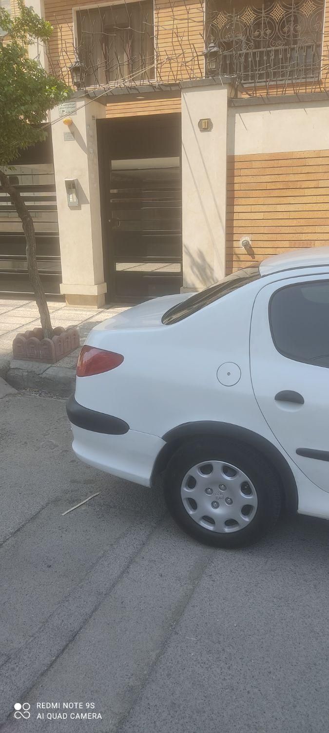 خودرو پژو، ۲۰۶ صندوق دار آگهی ann_18674902