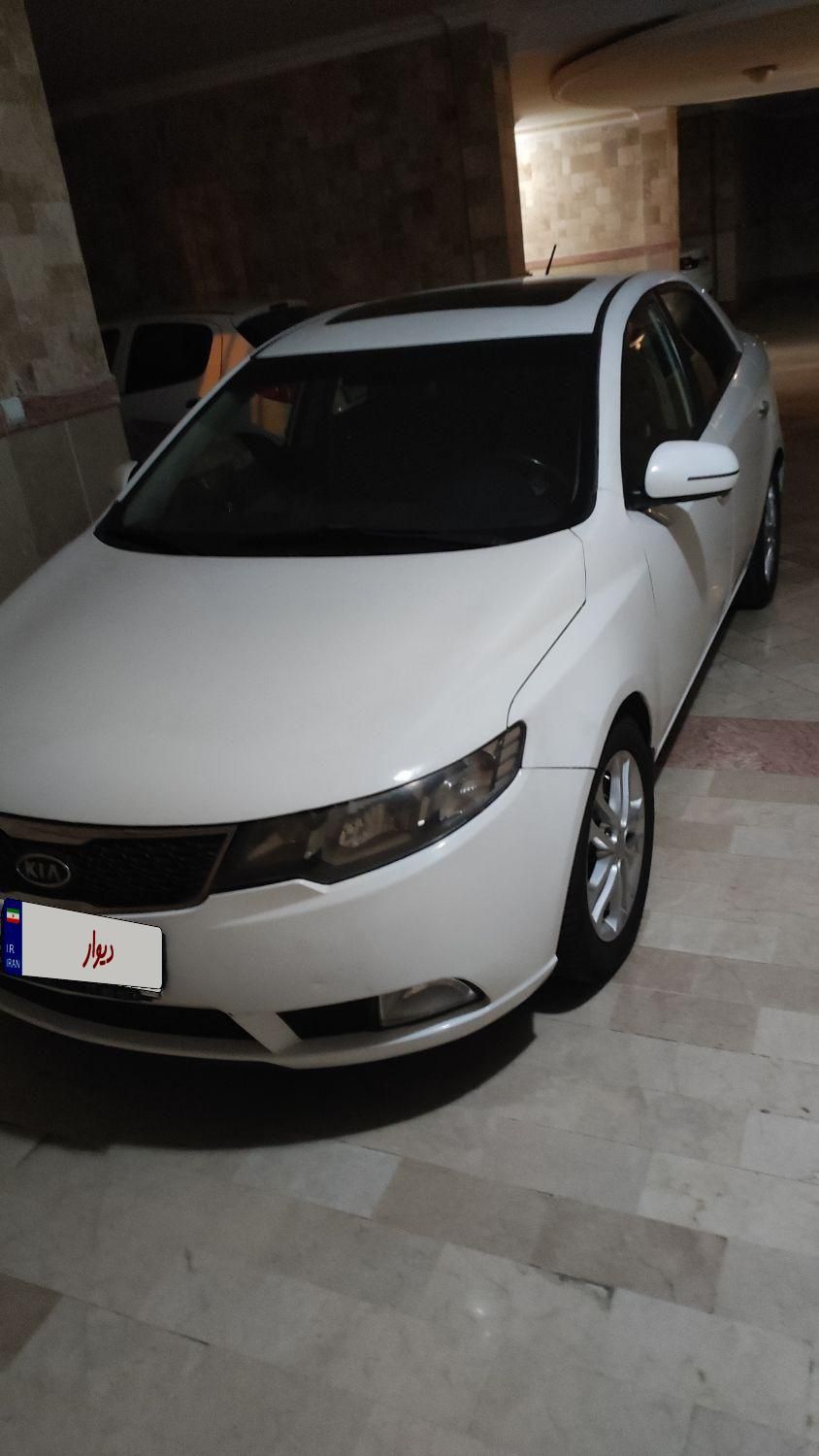خودرو کیا، سراتو مونتاژ آگهی ann_18675467