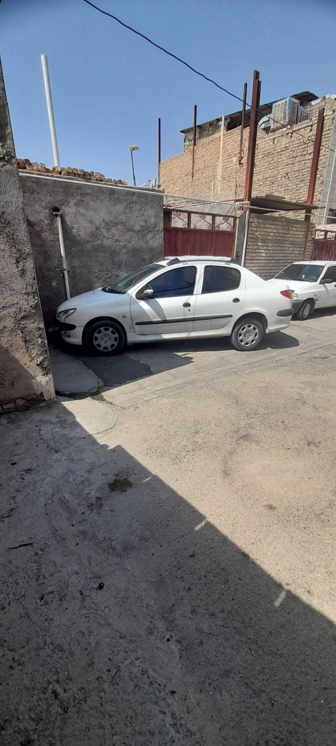 پژو ۲۰۶ صندوق دار v8 - 1394