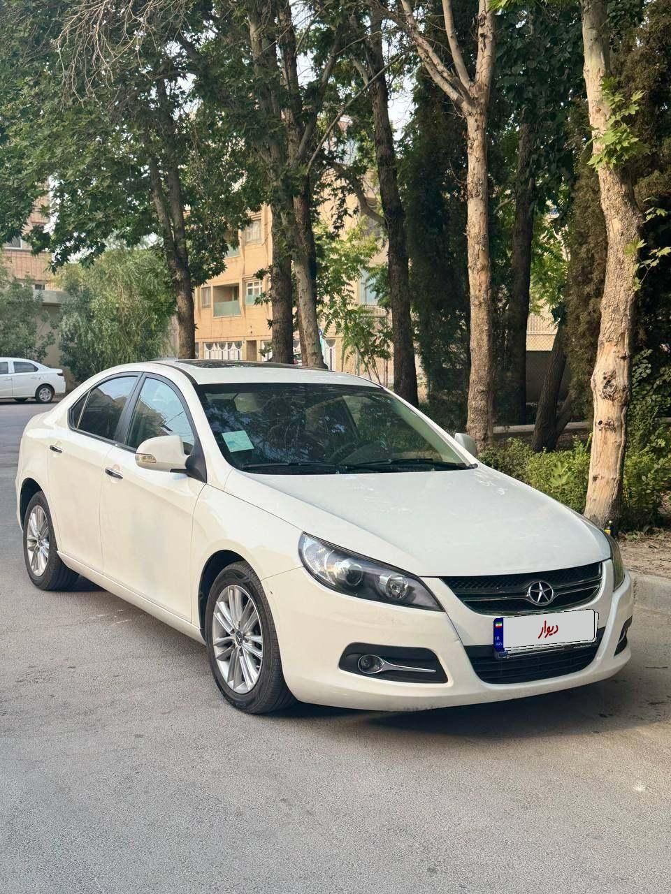 خودرو جک، J5 آگهی ann_18675677