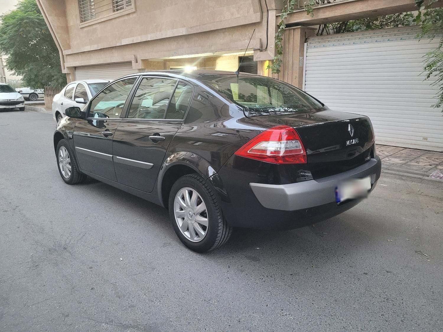 رنو مگان پارس خودرو 2000 - 1389