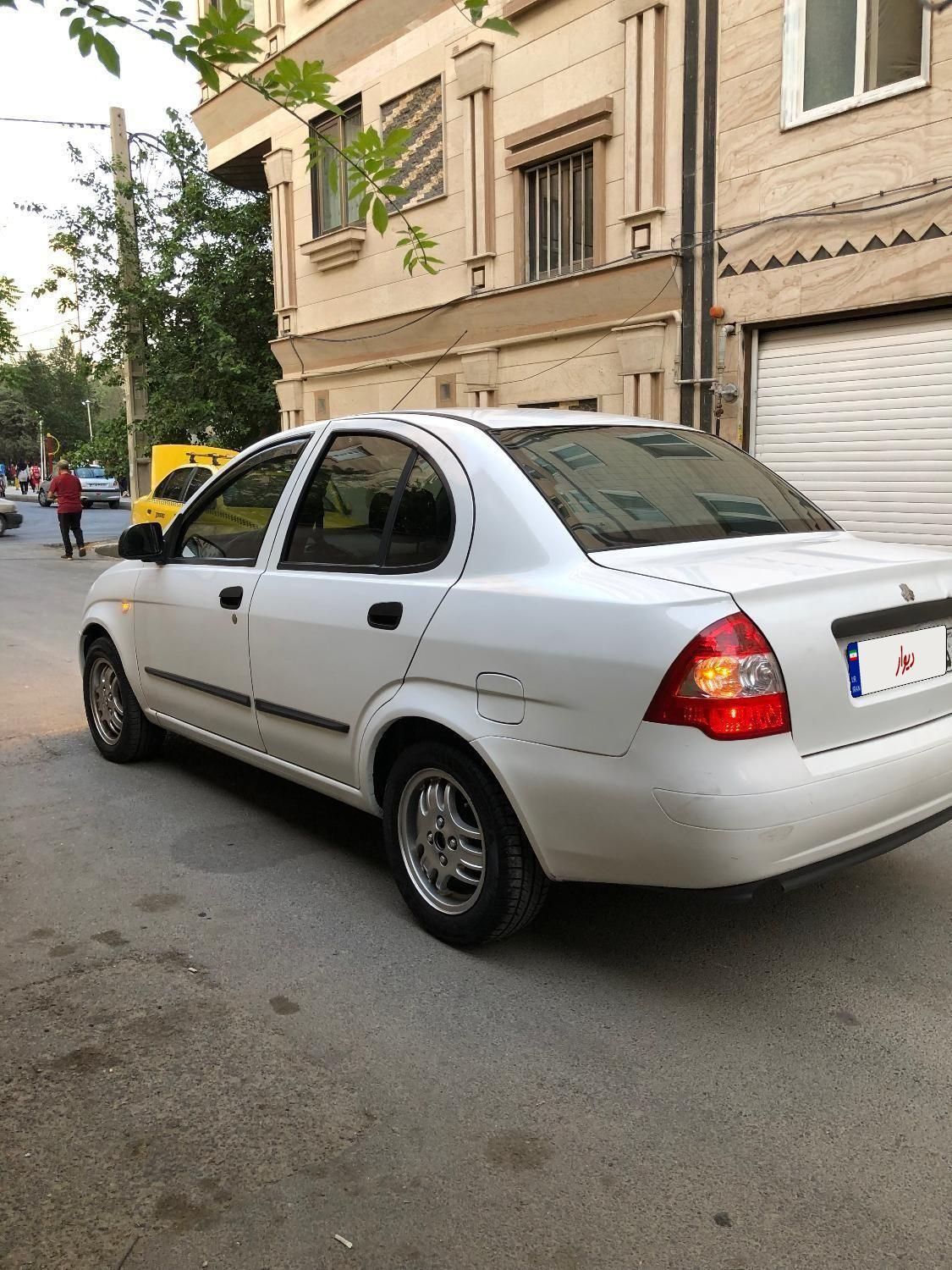 تیبا صندوق دار SX - 1398