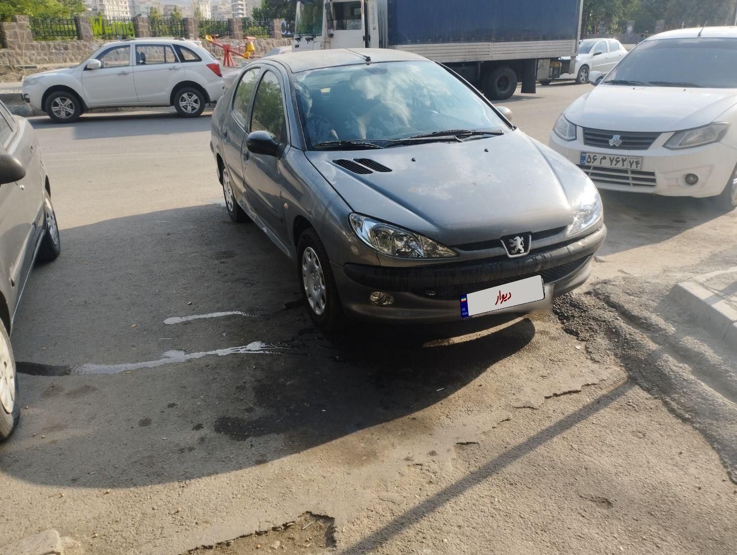 پژو ۲۰۶ صندوق دار v8 - 1393