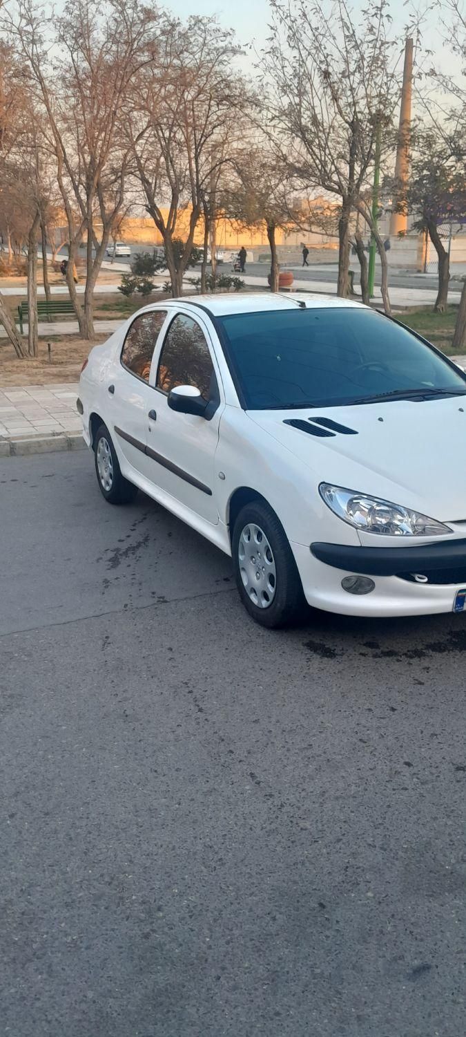 خودرو پژو، ۲۰۶ صندوق دار آگهی ann_18677372