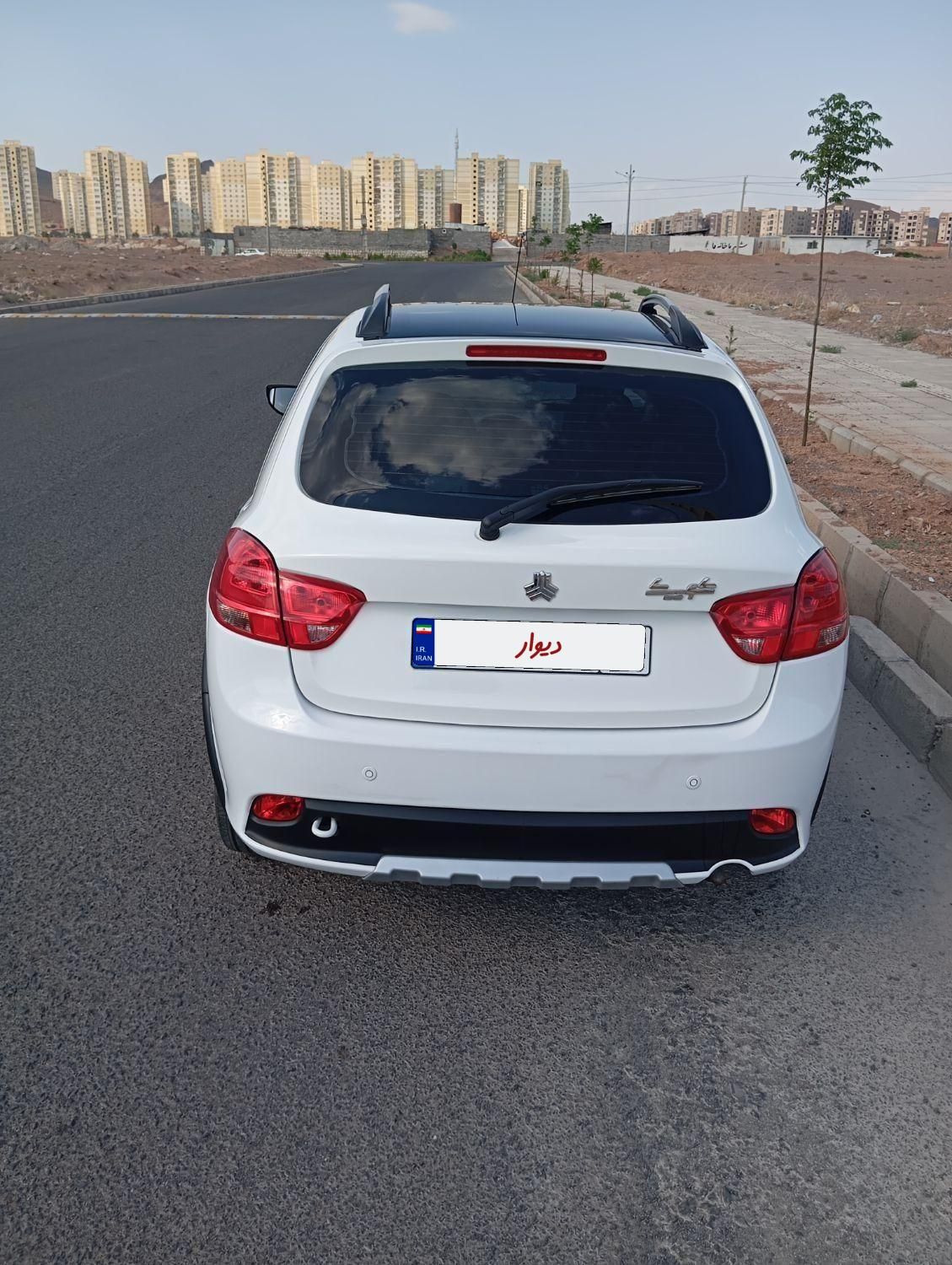 خودرو کوییک، R آگهی ann_18677540