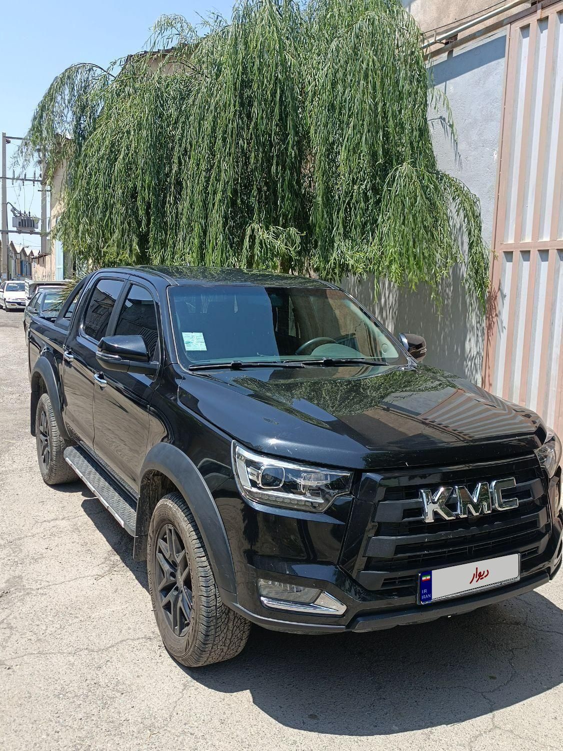 خودرو کی ام سی، T8 آگهی ann_18677855