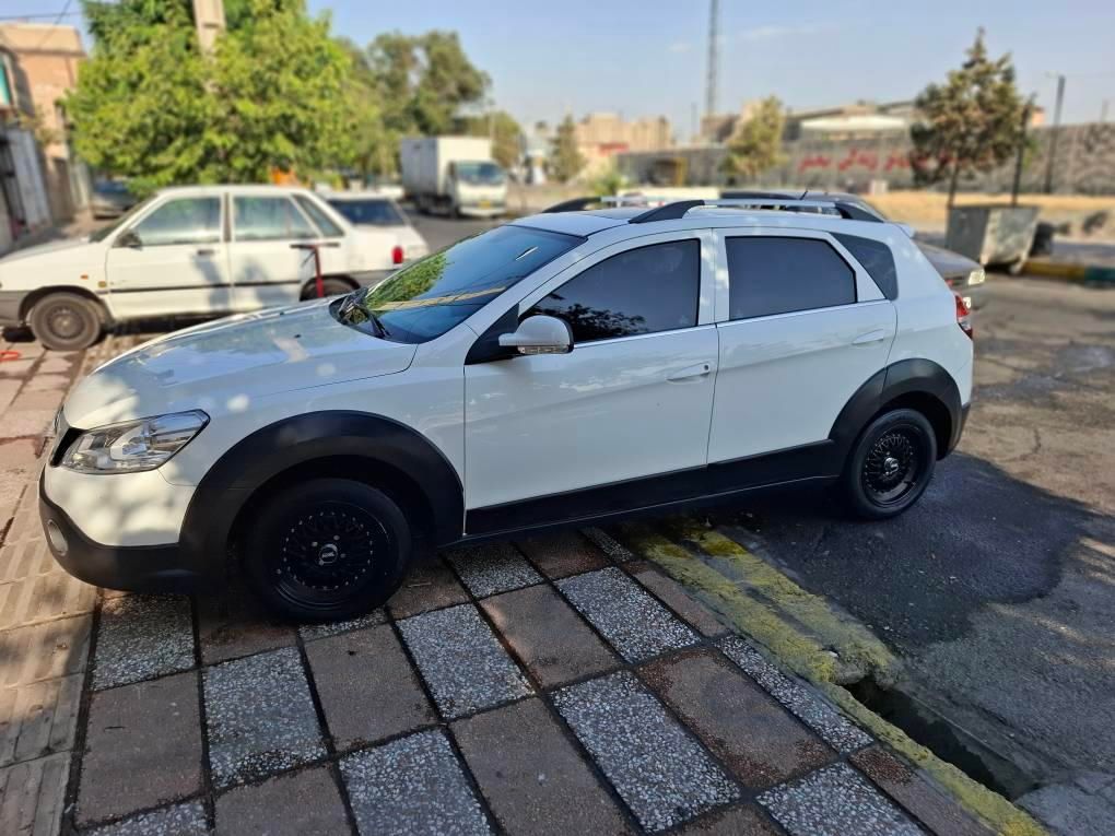 خودرو دانگ فنگ، H30 کراس آگهی ann_18678757