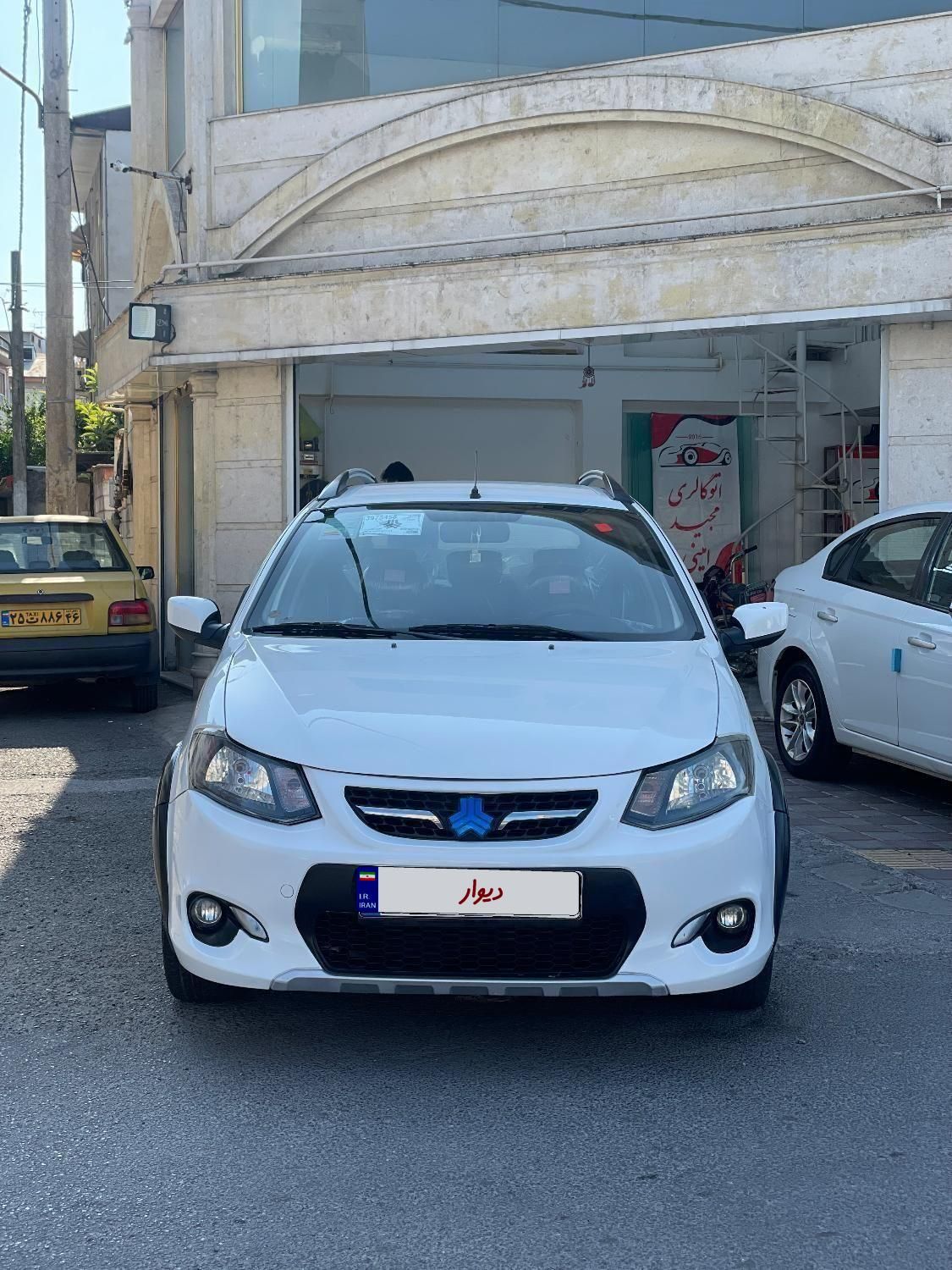 خودرو کوییک، معمولی آگهی ann_18679137