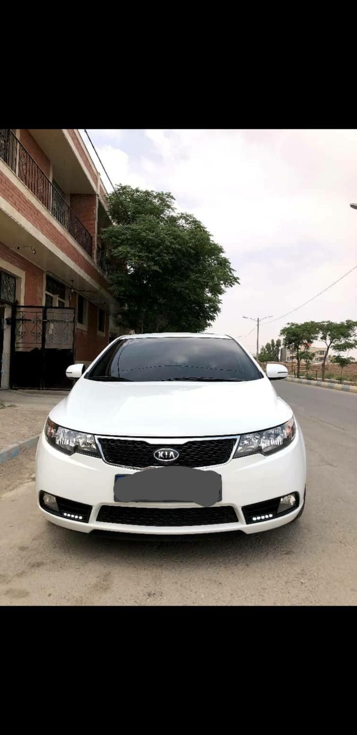 خودرو کیا، سراتو مونتاژ آگهی ann_18684257