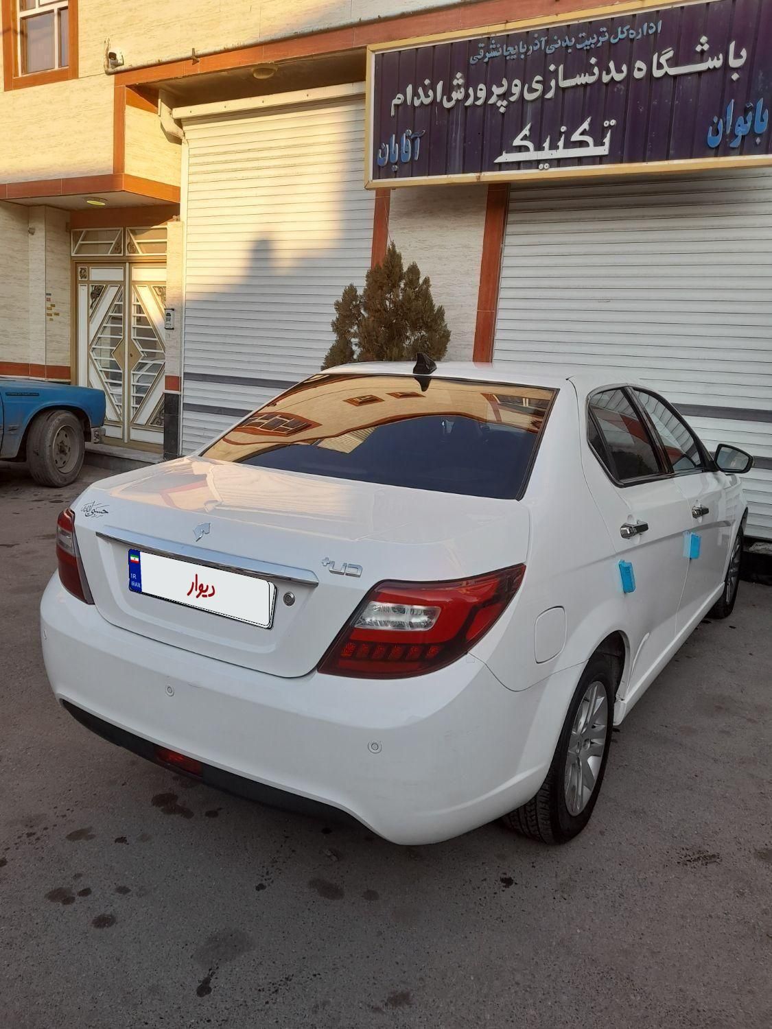دنا پلاس تیپ ۲ سانروف ۴ ایربگ - 1401
