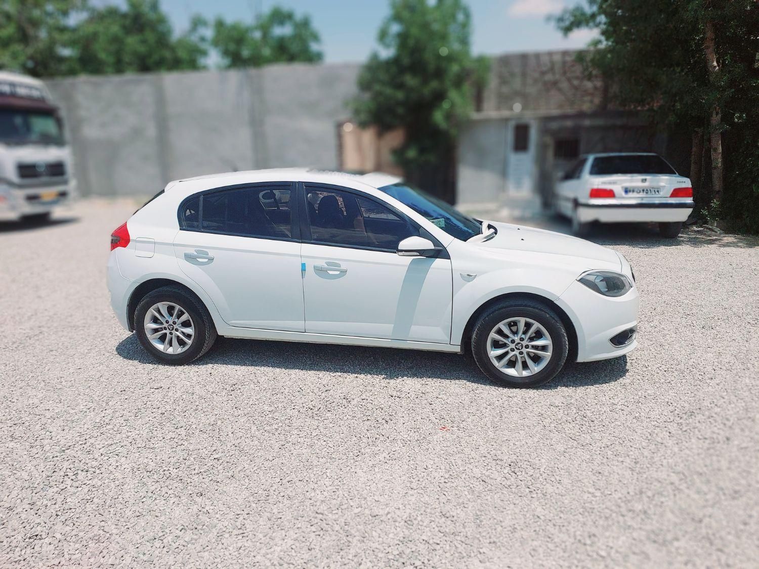 برلیانس H320 دنده‌ای 1500 - 1395