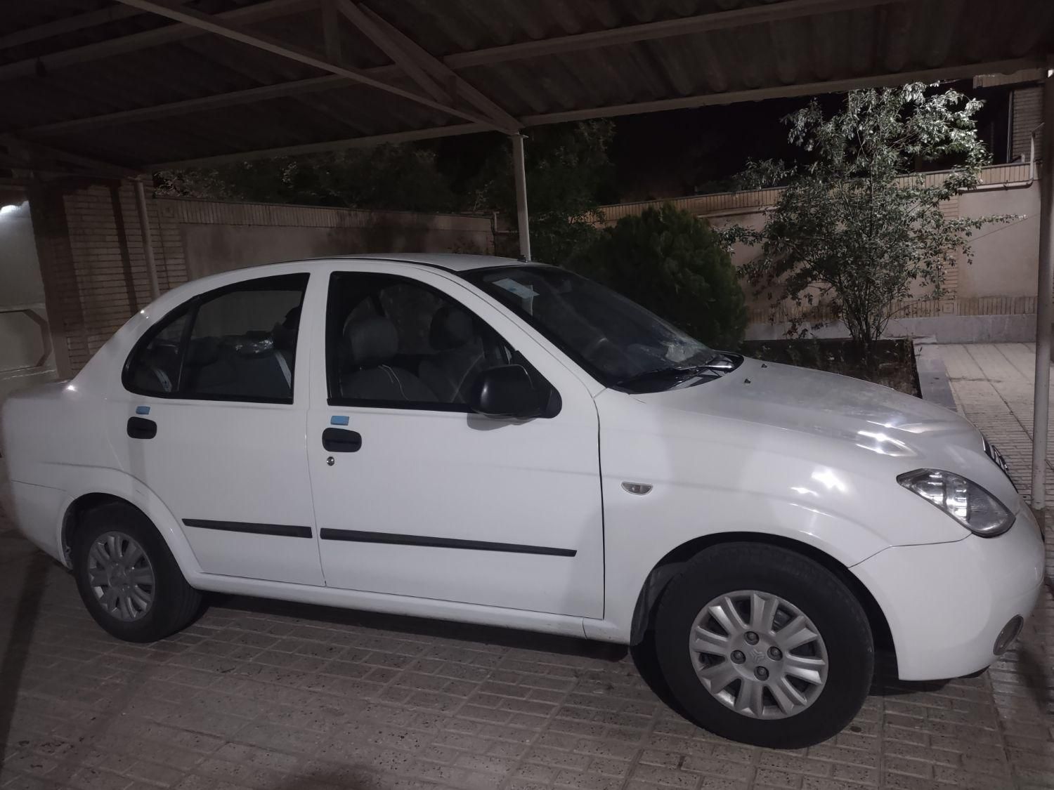 تیبا صندوق دار SX - 1399