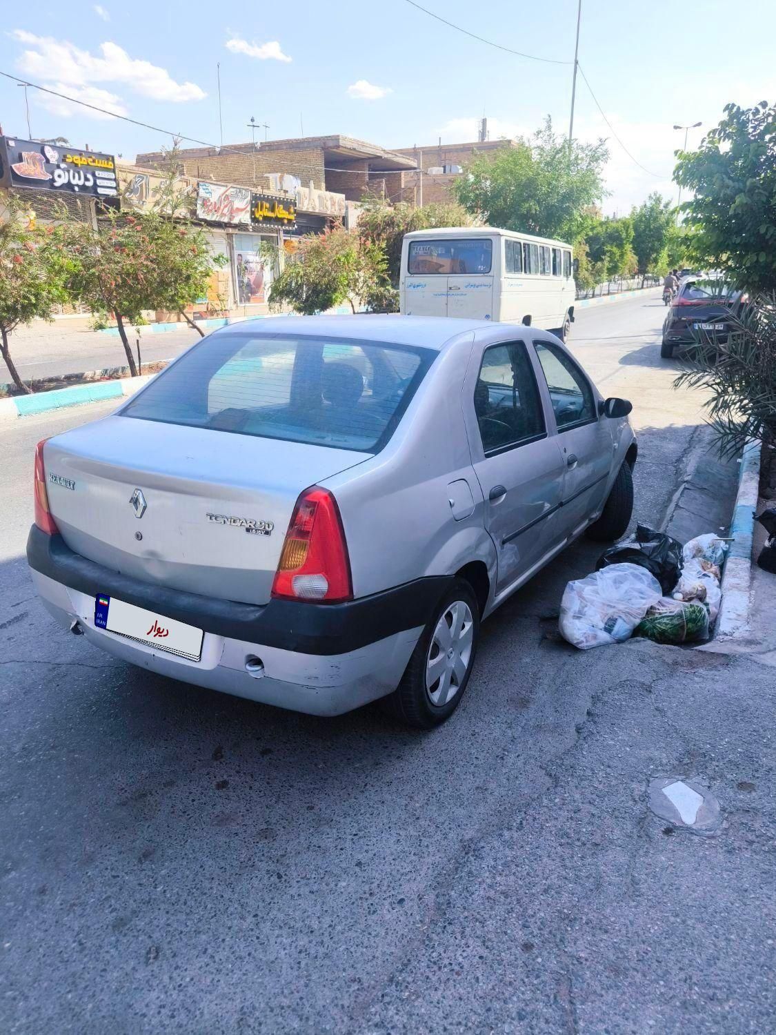 خودرو رنو، تندر 90 آگهی ann_18687386