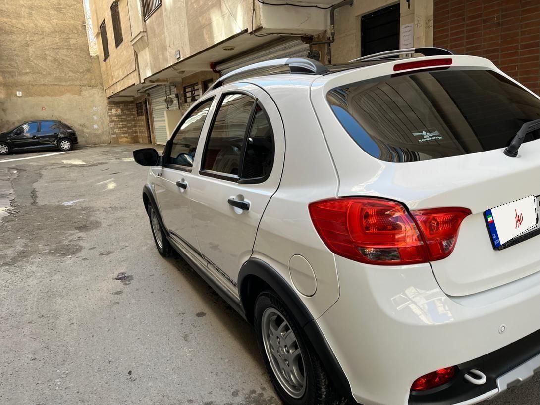 خودرو کوییک، R آگهی ann_18687991