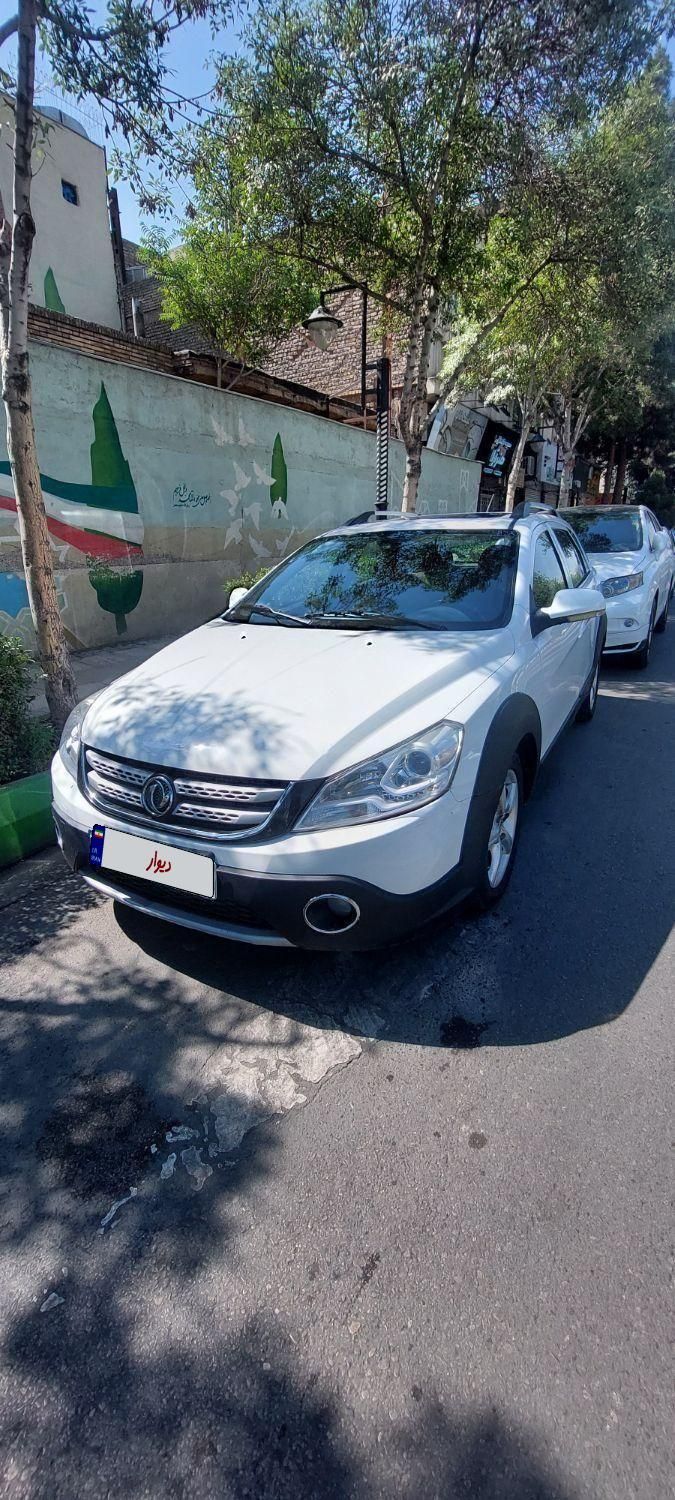 خودرو دانگ فنگ، H30 کراس آگهی ann_18688108