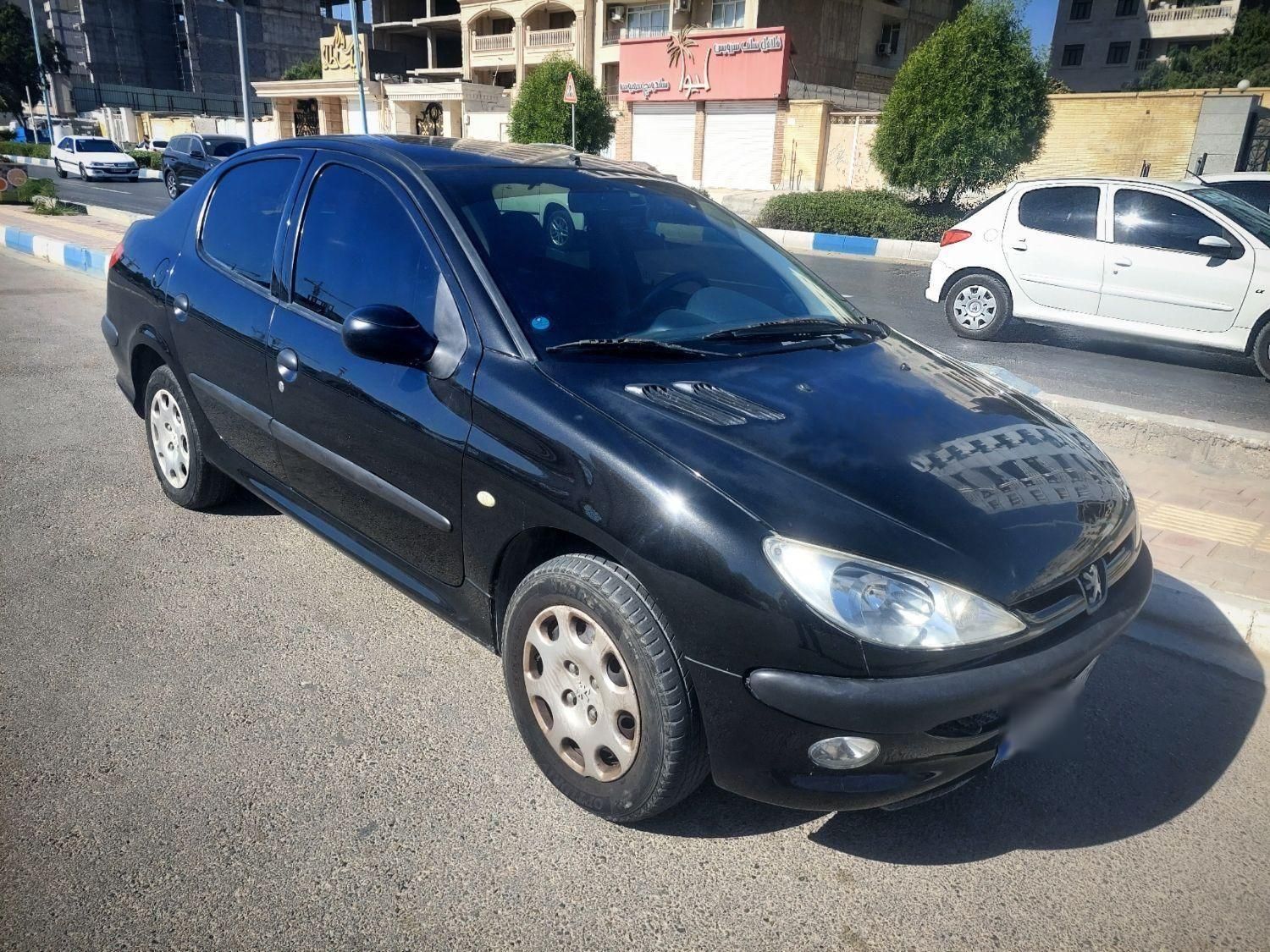پژو ۲۰۶ صندوق دار v8 - 1395