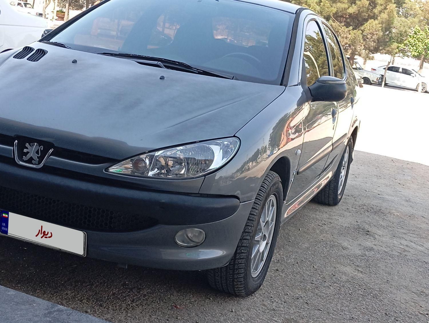 پژو ۲۰۶ صندوق دار v8 - 1392