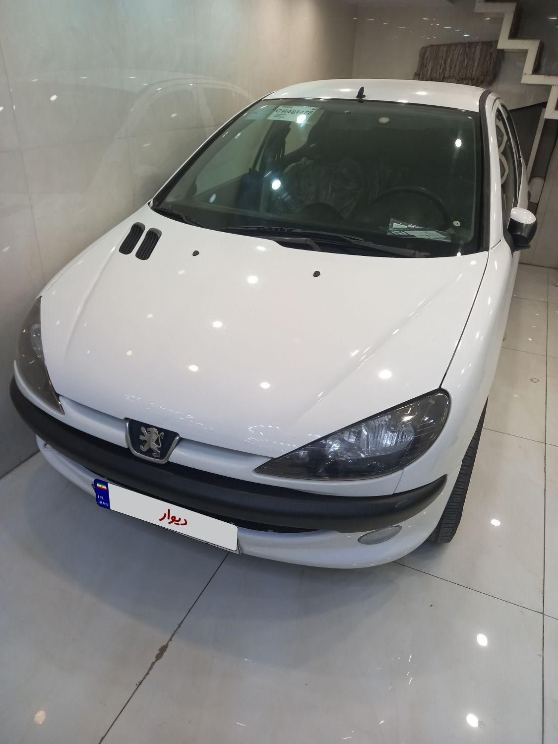 پژو ۲۰۶ صندوق دار v8 - 1394