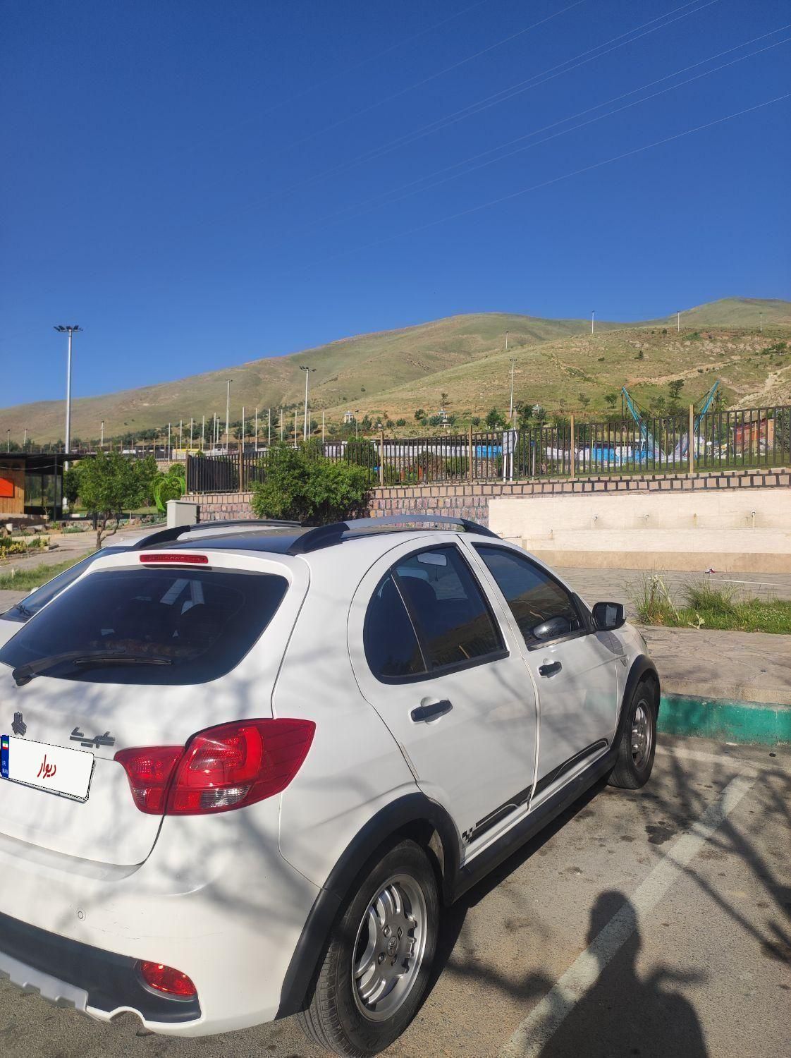 خودرو کوییک، R آگهی ann_18689154