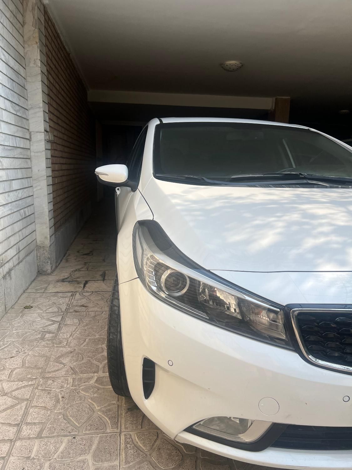 کیا سراتو 2.0 لیتر اتوماتیک GT لاین - 2017