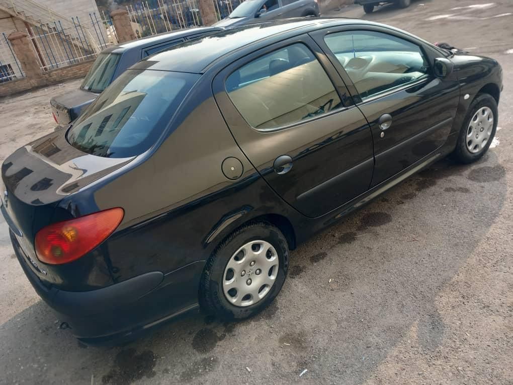 پژو ۲۰۶ صندوق دار v8 - 1393