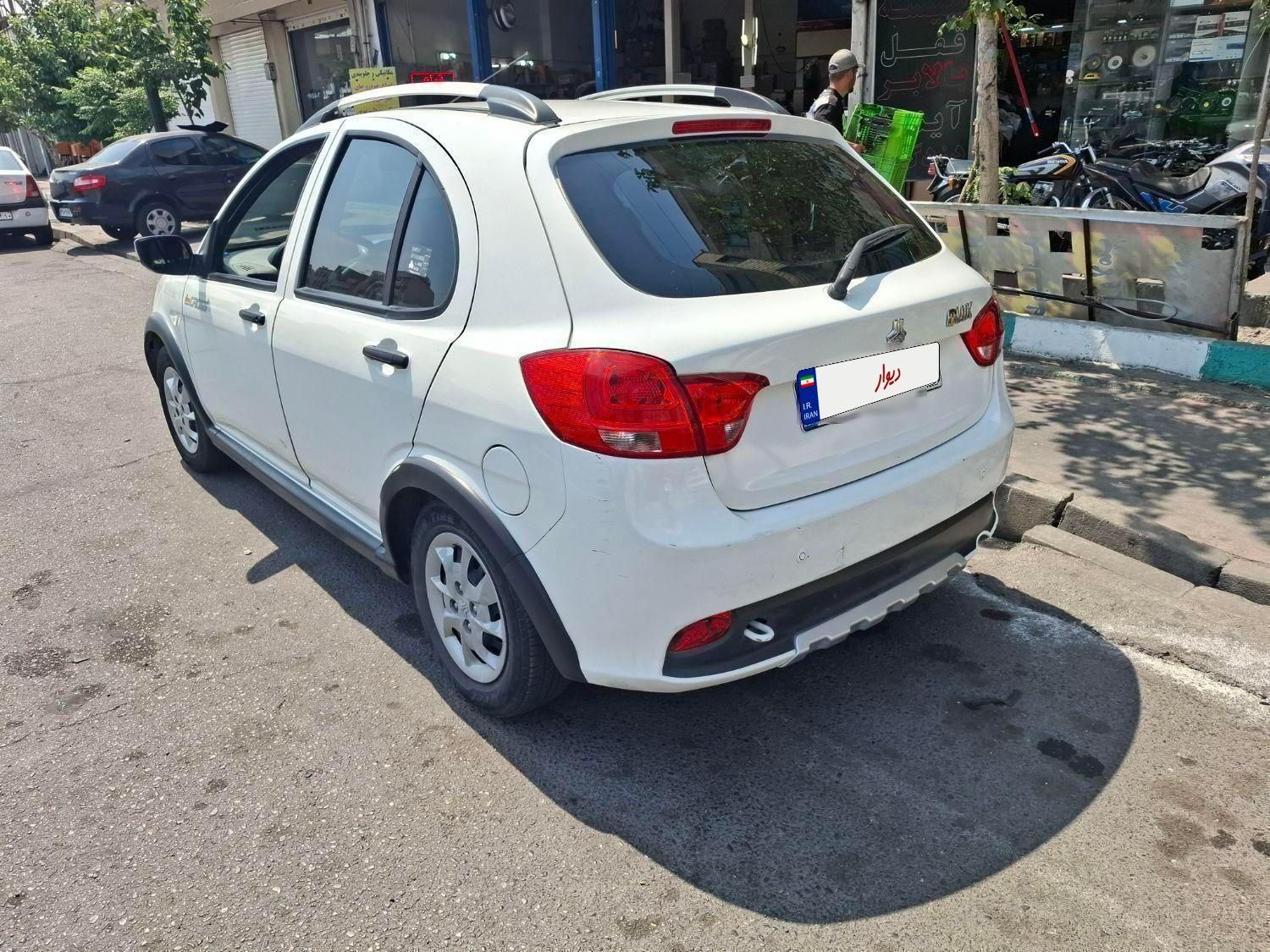 خودرو کوییک، معمولی آگهی ann_18690584