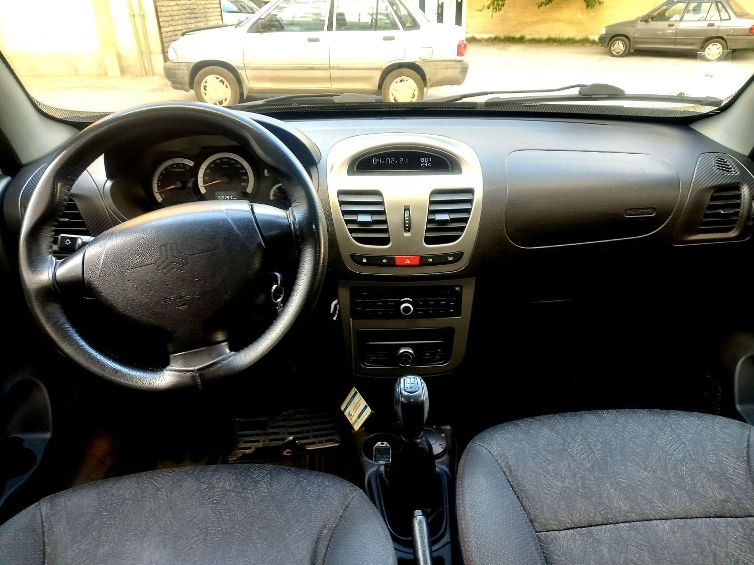 کوییک R دنده‌ای - 1400