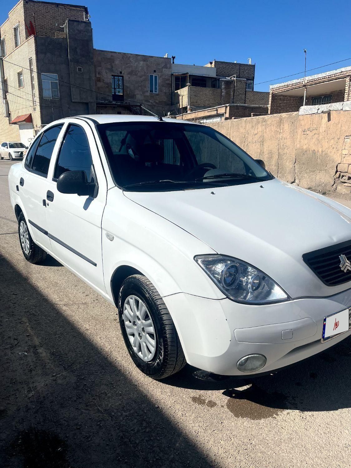 تیبا صندوق دار EX - 1395