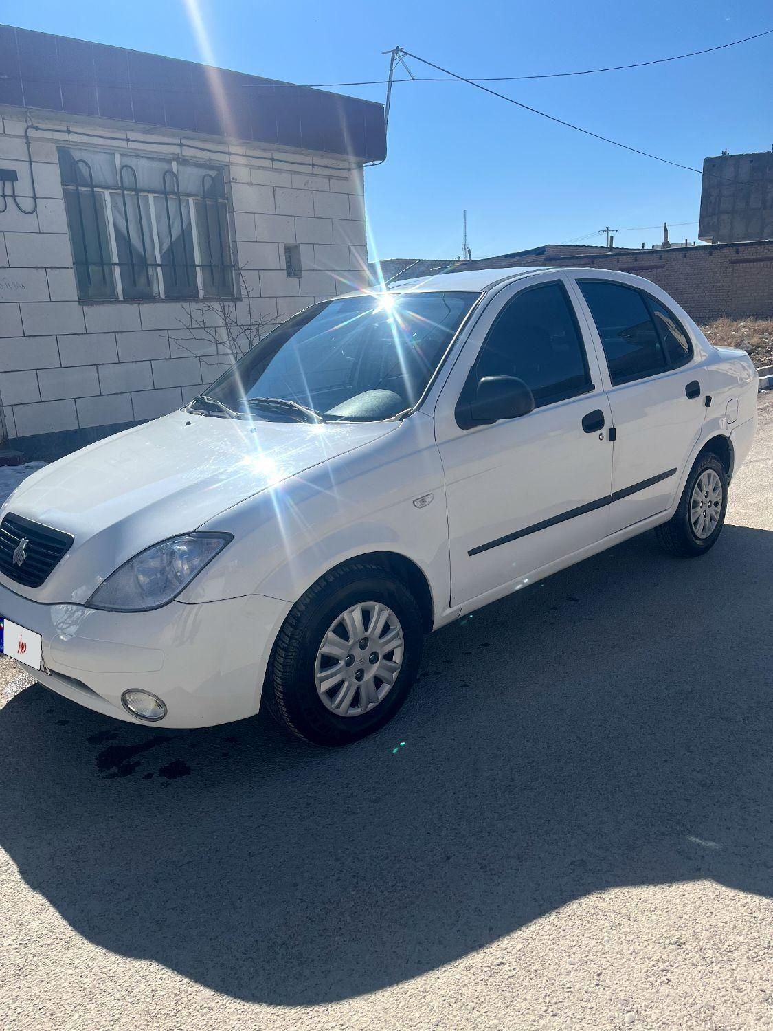 تیبا صندوق دار EX - 1395