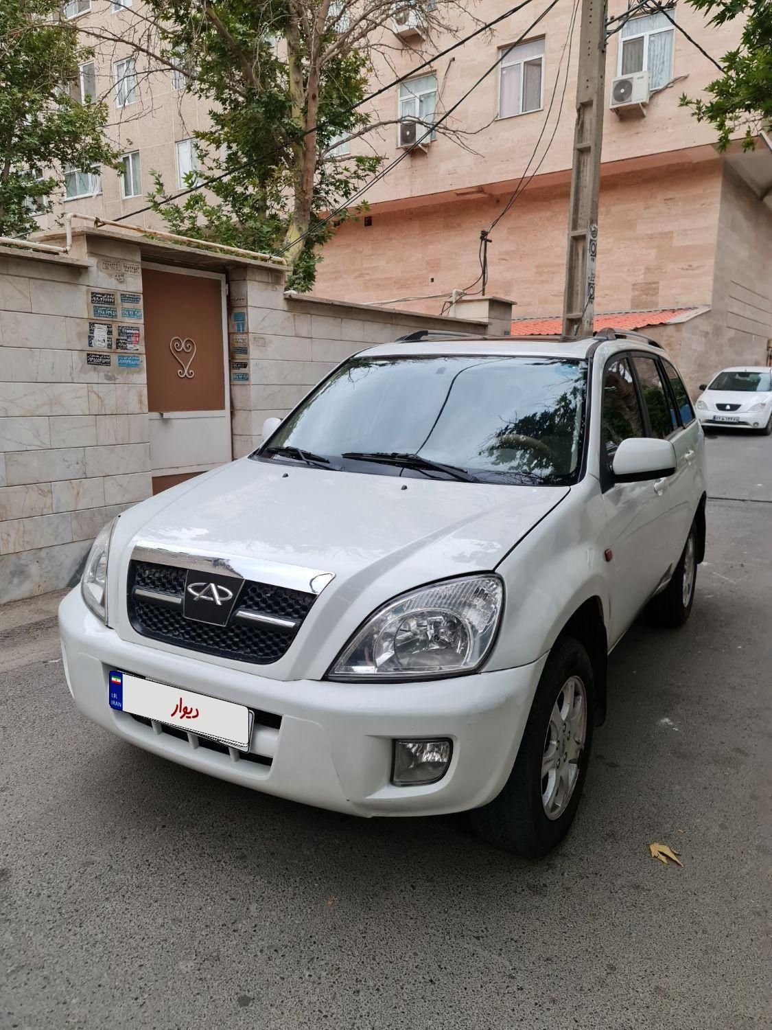 خودرو ام وی ام، X33 آگهی ann_18691156