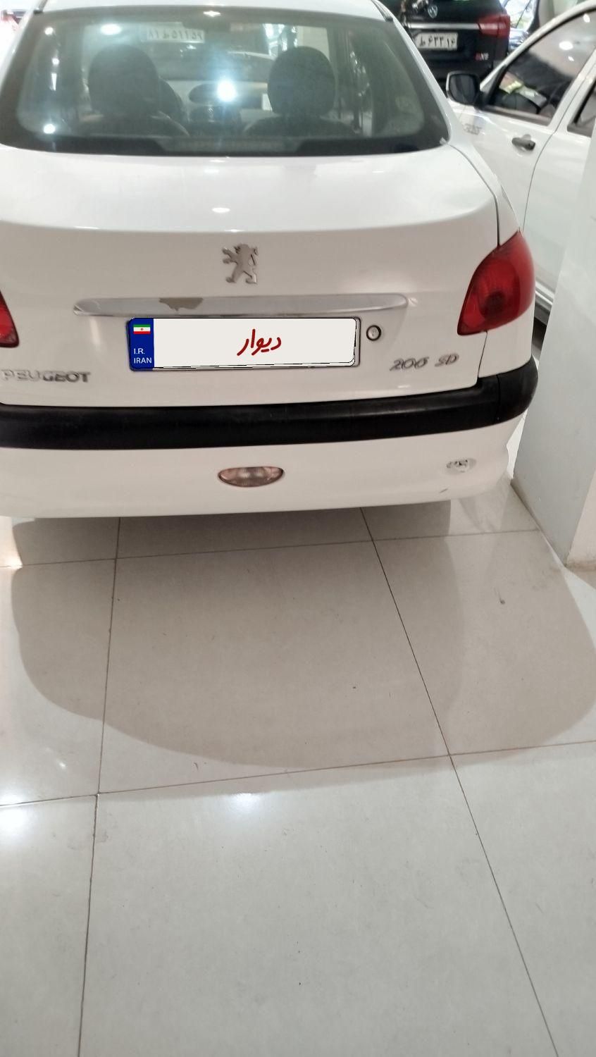 پژو ۲۰۶ صندوق دار v8 - 1389