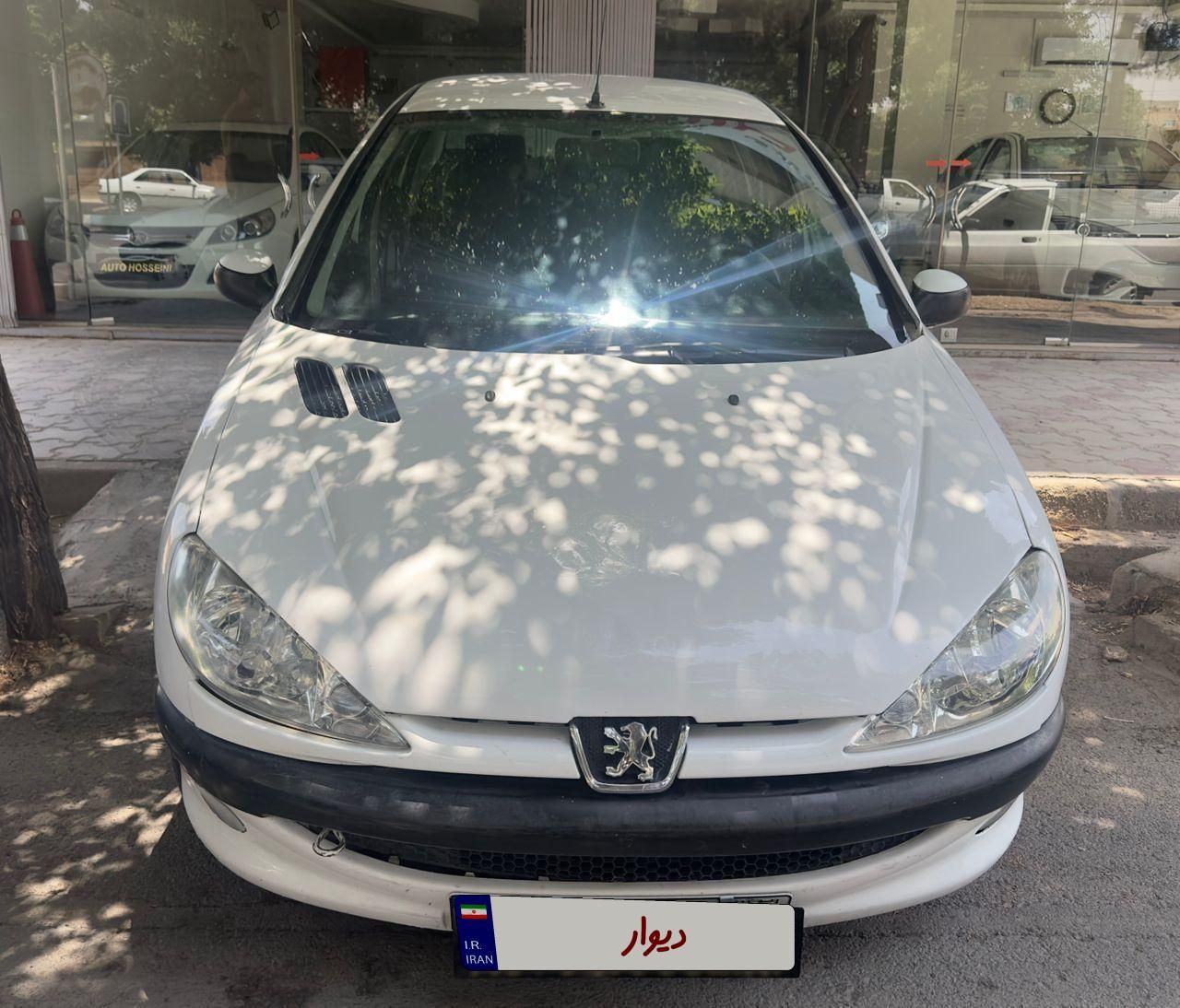 پژو ۲۰۶ صندوق دار v8 - 1391