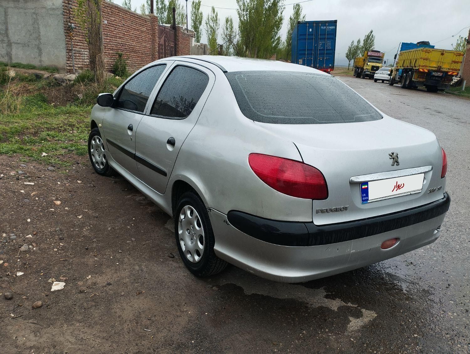 پژو ۲۰۶ صندوق دار v20 - 1389