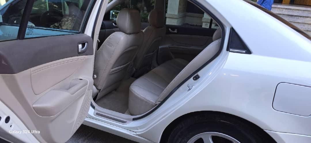 هیوندای سوناتا اتوماتیک NF 2400 - 2008