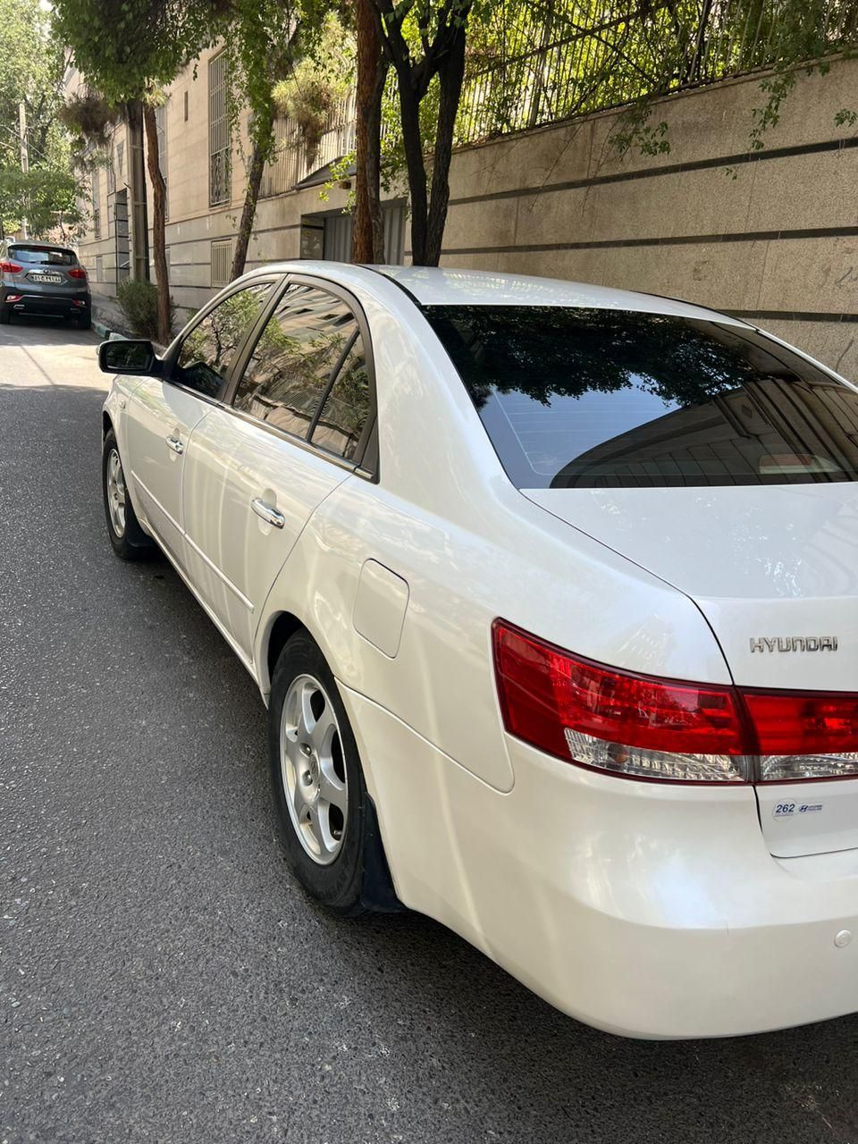 هیوندای سوناتا اتوماتیک NF 2400 - 2008