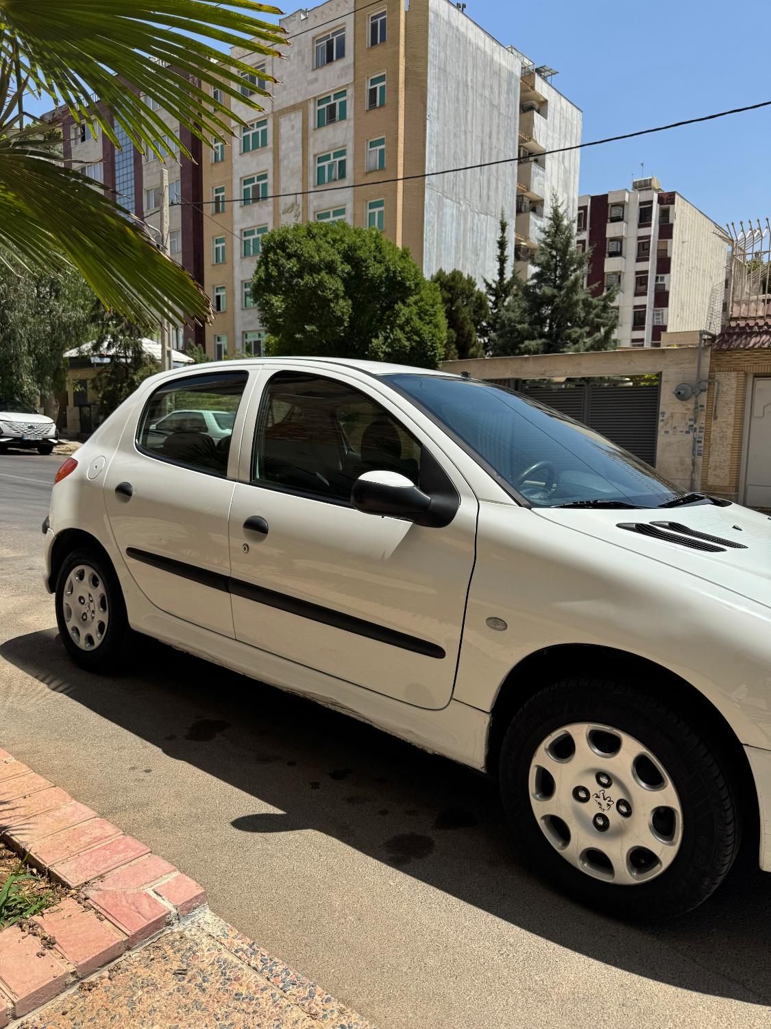 خودرو پژو، 206 آگهی ann_18692499