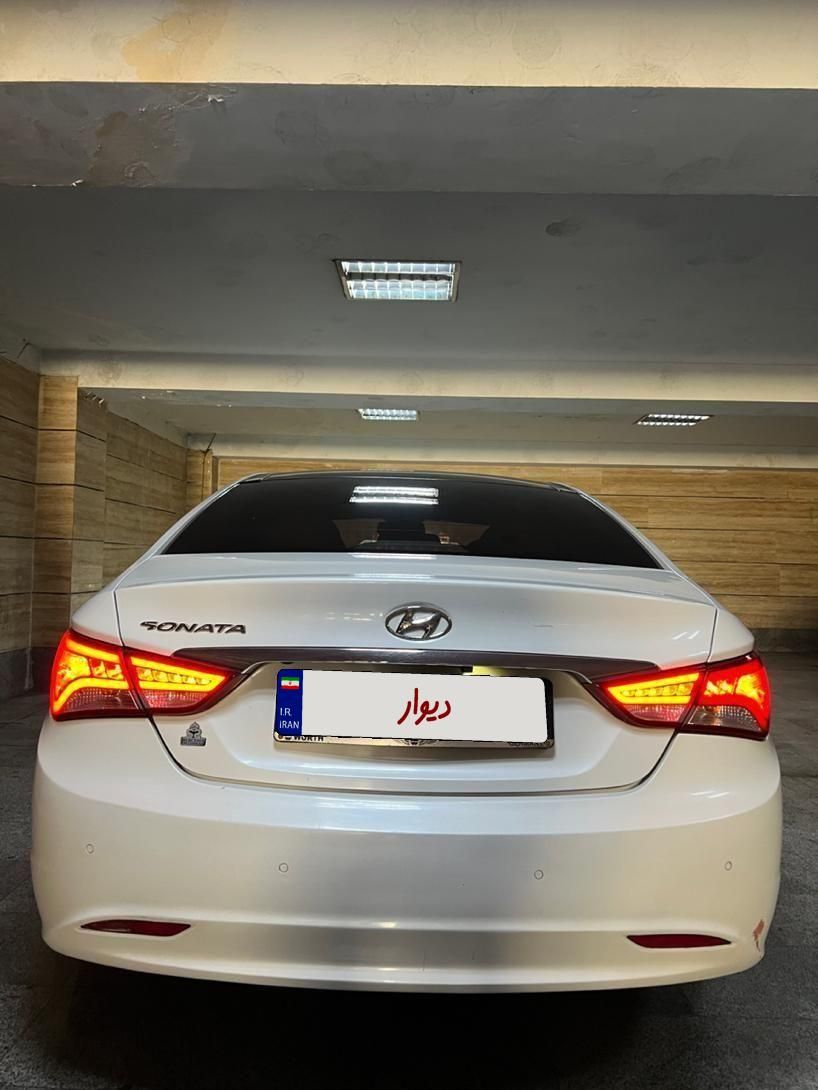هیوندای سوناتا فول YF - 2013