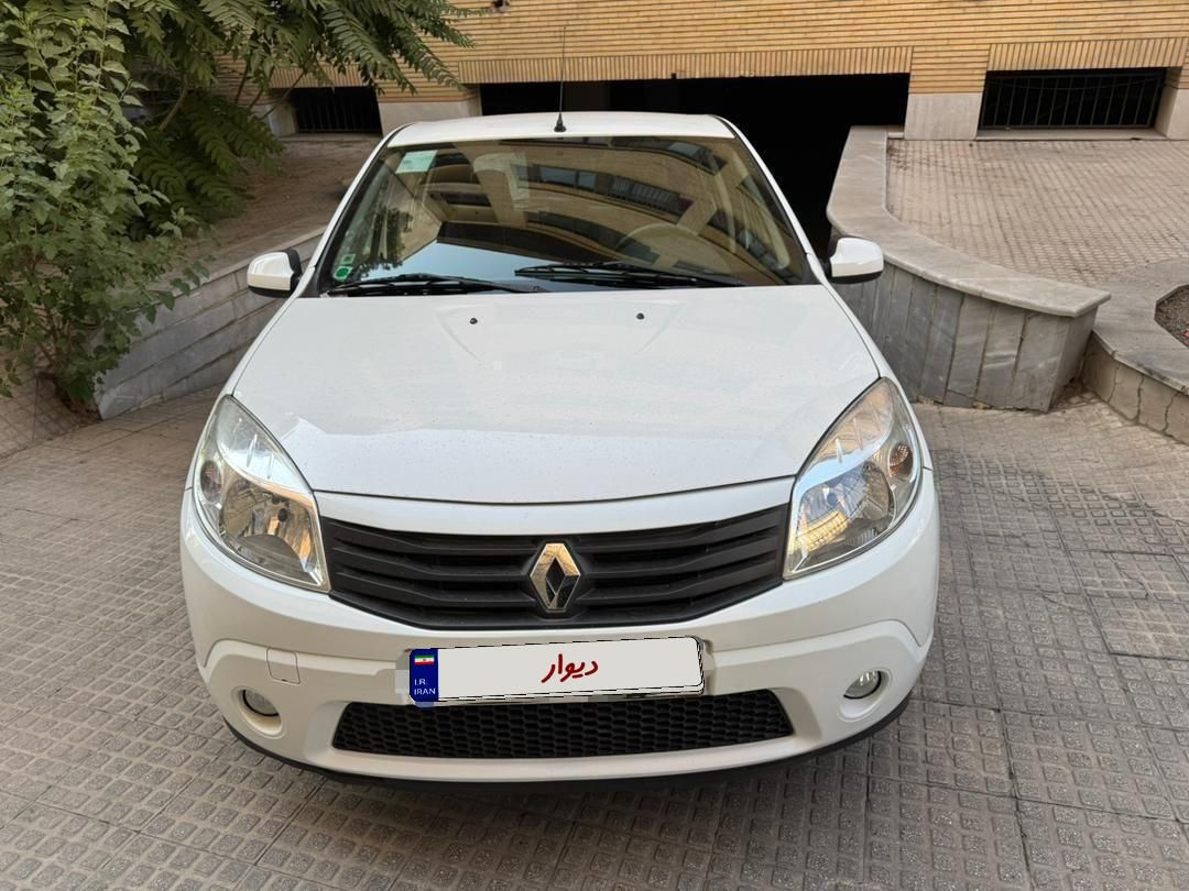 خودرو رنو، ساندرو آگهی ann_18692781