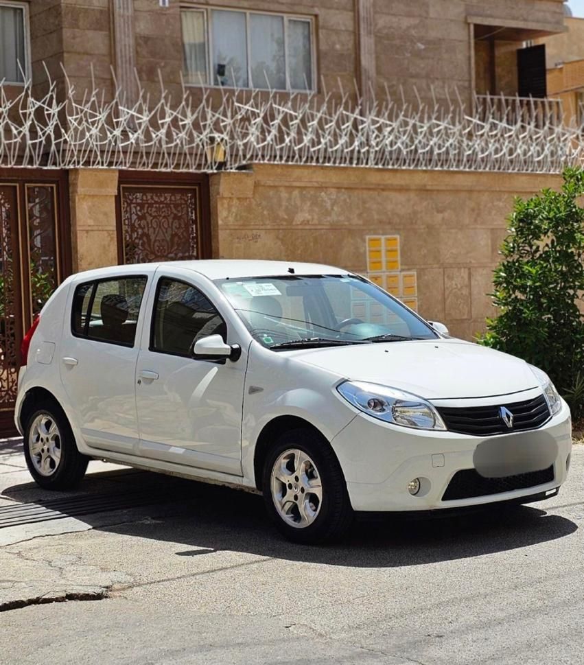 خودرو رنو، ساندرو آگهی ann_18693204