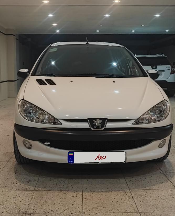 پژو ۲۰۶ صندوق دار v8 - 1393