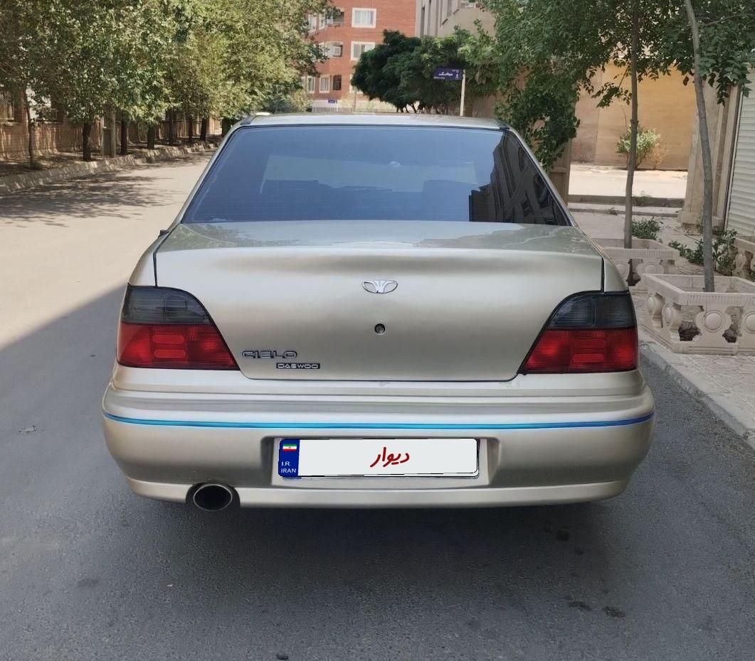 دوو سیلو سدان - 1383