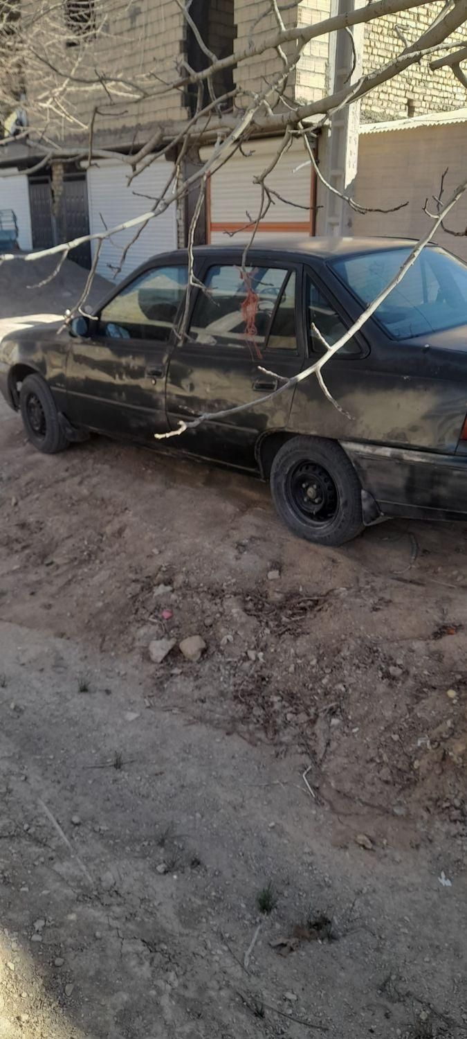 دوو سیلو سدان - 1381