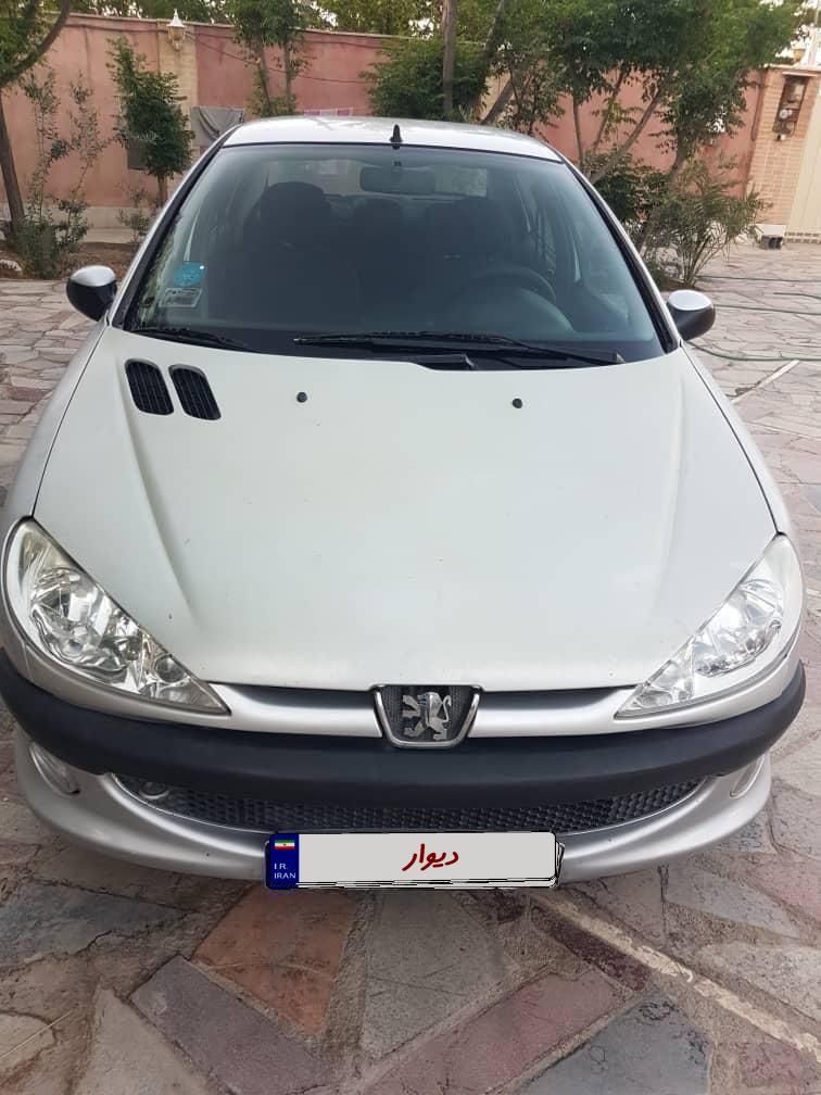 پژو ۲۰۶ صندوق دار v8 - 1386